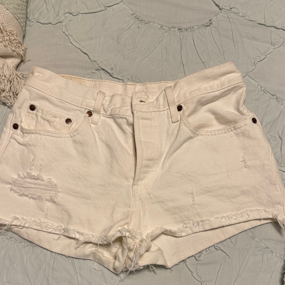 Levi's Cream Women's Jean Shorts